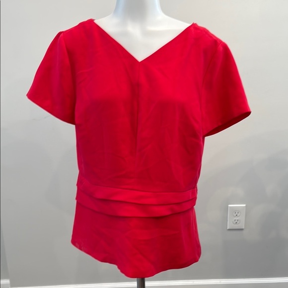 Banana Republic Red Asymmetrical Short Sleeve Blouse - Picture 1 of 8